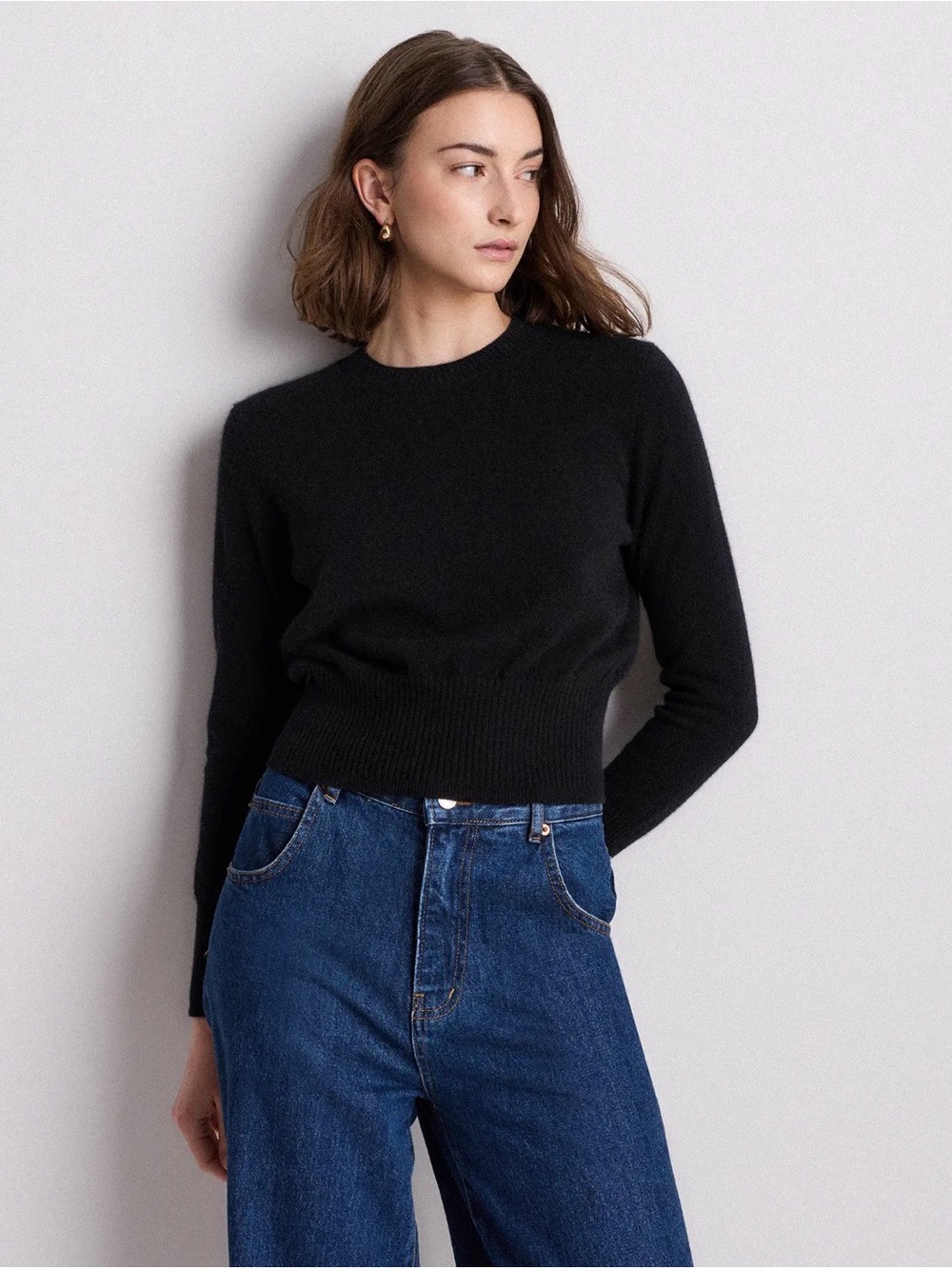 Quince Mongolian Cashmere Shrunken
Crewneck Sweater - Black NWT